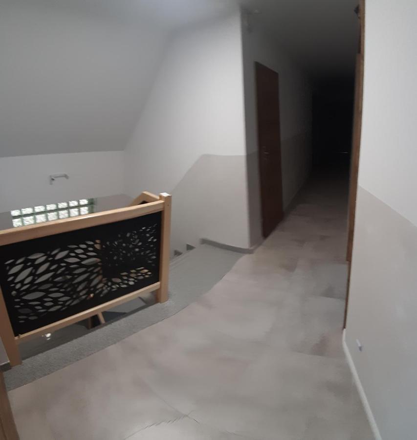 Sosnowy Dworek Sabat Imielno  Exterior foto