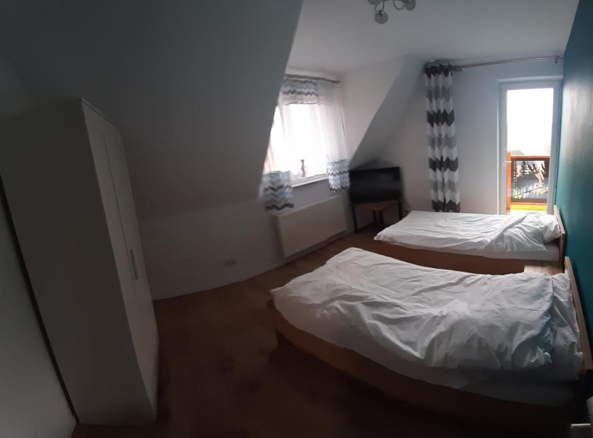 Sosnowy Dworek Sabat Imielno  Exterior foto
