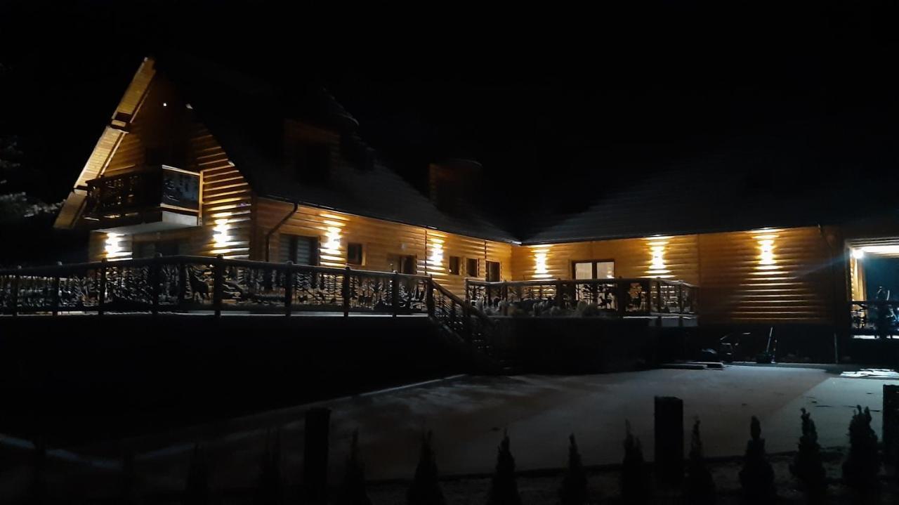 Sosnowy Dworek Sabat Imielno  Exterior foto